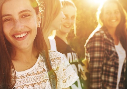 Y UN DÍA LA ADOLESCENCIA LLEGÓ